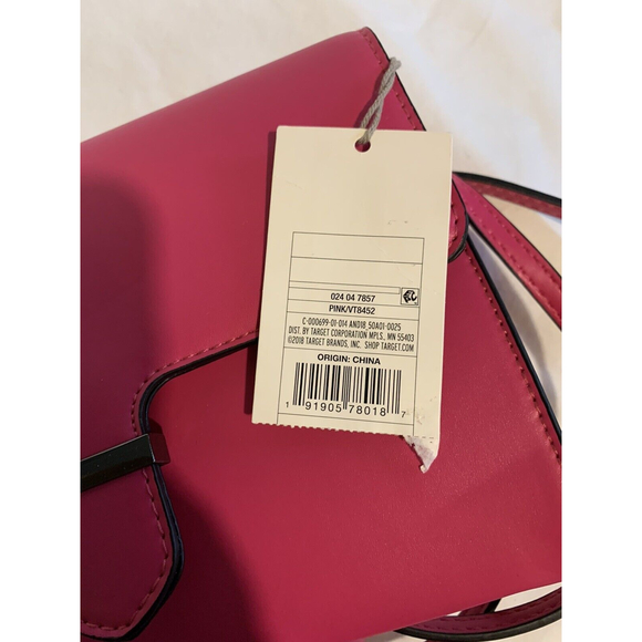 A New Day Pink Flap Closure Clutch W/detachable Crossbody Strap Purse NWT - Picture 7 of 11